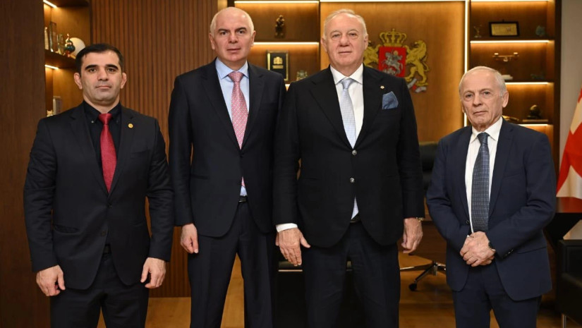 ლასლო ტოთთან შეხვედრა